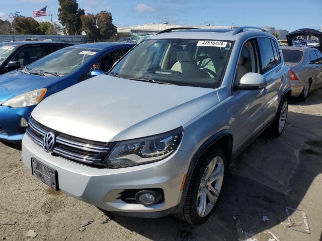 2012 VOLKSWAGEN TIGUAN S, 