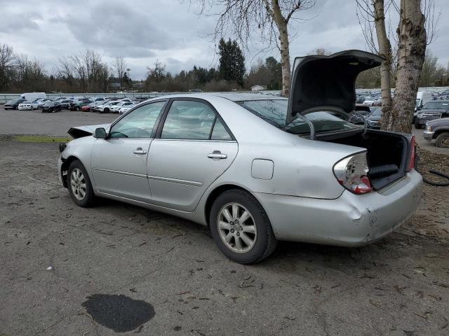 4T1BE32K24U373979 - 2004 TOYOTA CAMRY LE SILVER photo 2