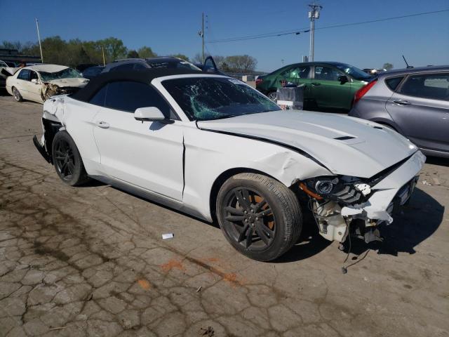 1FATP8UH8J5110943 - 2018 FORD MUSTANG WHITE photo 4