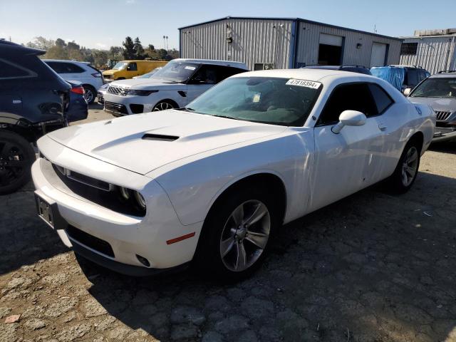 2C3CDZAG3GH153063 - 2016 DODGE CHALLENGER SXT WHITE photo 1