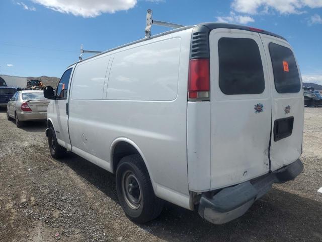 1GCGG25R7W1066478 - 1998 CHEVROLET EXPRESS G2 WHITE photo 2