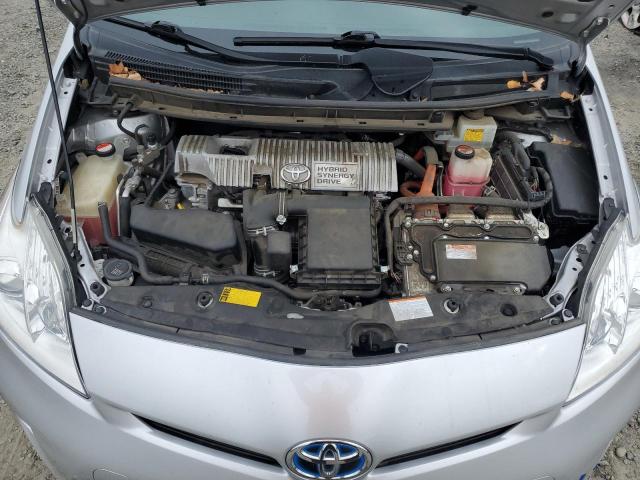 JTDKN3DU3F1916098 - 2015 TOYOTA PRIUS SILVER photo 11