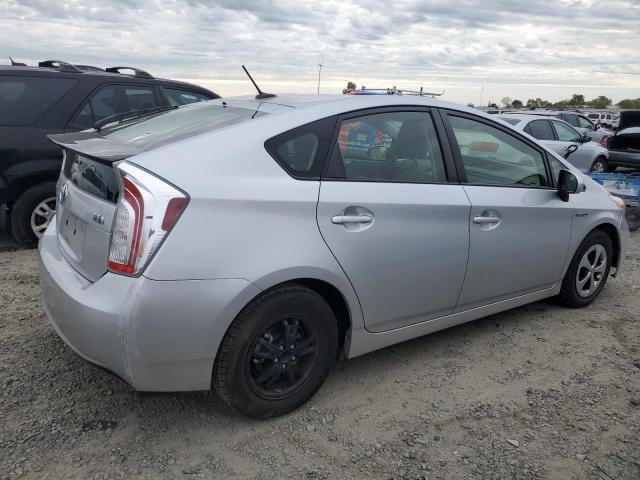 JTDKN3DU3F1916098 - 2015 TOYOTA PRIUS SILVER photo 3