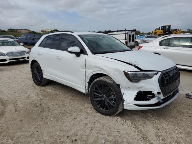 WA1AUCF33N1096097 - 2022 AUDI Q3 PREMIUM 40 WHITE photo 4