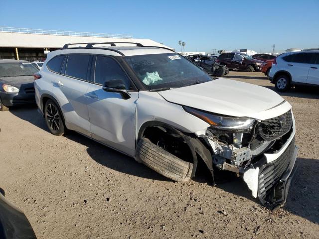 5TDJZRAHXMS037496 - 2021 TOYOTA HIGHLANDER XSE WHITE photo 4