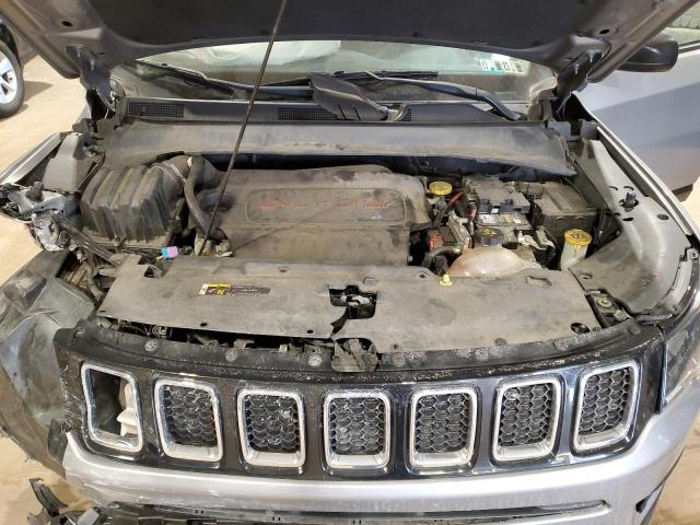 3C4NJCAB9JT250992 - 2018 JEEP COMPASS SPORT SILVER photo 11