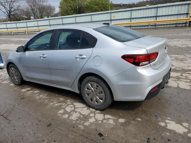 3KPA24AB0JE085548 - 2018 KIA RIO LX SILVER photo 2