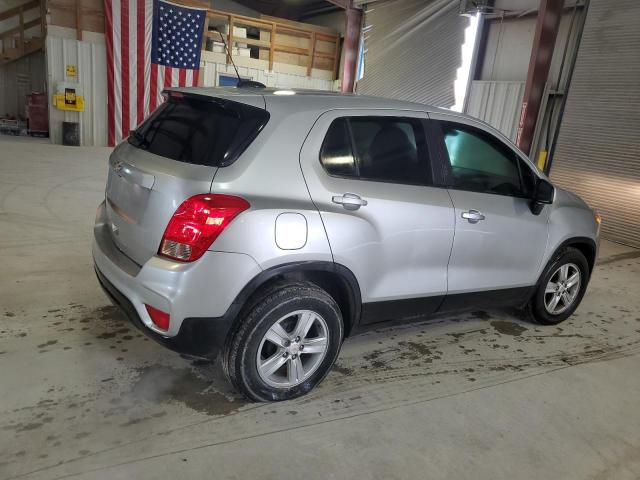 KL7CJKSBXLB330562 - 2020 CHEVROLET TRAX LS SILVER photo 3