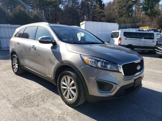 5XYPGDA55HG240002 - 2017 KIA SORENTO LX GRAY photo 4