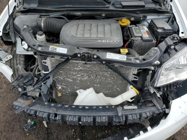 2C4RC1CG7FR753763 - 2015 CHRYSLER TOWN & COU TOURING L WHITE photo 12