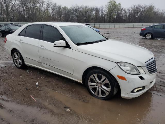 WDDHF7CB6AA150333 - 2010 MERCEDES-BENZ E 550 WHITE photo 4