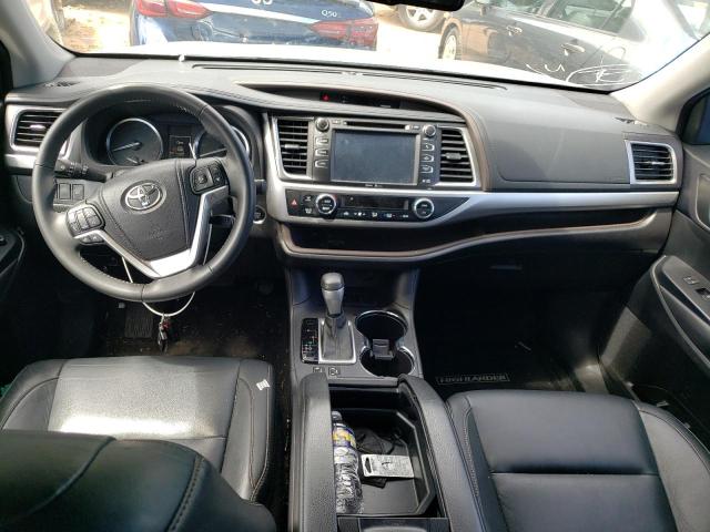 5TDKKRFHXFS044436 - 2015 TOYOTA HIGHLANDER XLE SILVER photo 8