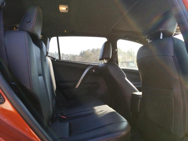 JTMJFREV8GJ063668 - 2016 TOYOTA RAV4 SE ნარინჯისფერი ფოტო 11