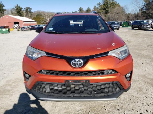 JTMJFREV8GJ063668 - 2016 TOYOTA RAV4 SE ნარინჯისფერი ფოტო 5