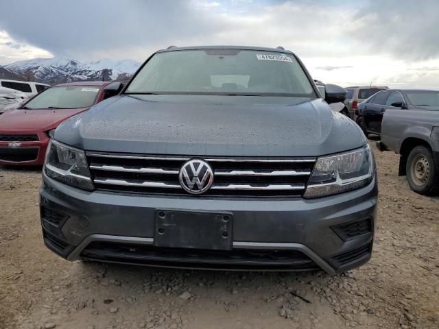 3VV0B7AX2LM138043 - 2020 VOLKSWAGEN TIGUAN S CHARCOAL photo 5