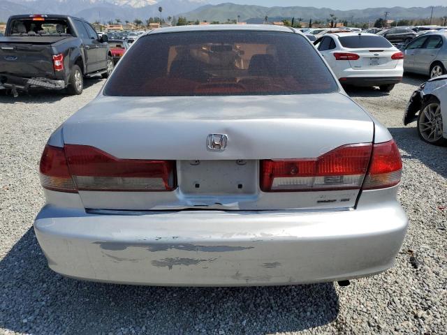 JHMCG56702C014572 - 2002 HONDA ACCORD SE SILVER photo 6