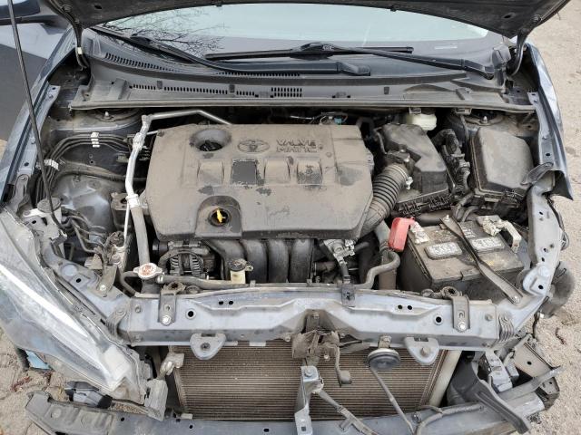 2T1BPRHE9JC062416 - 2018 TOYOTA COROLLA LE BLUE photo 11