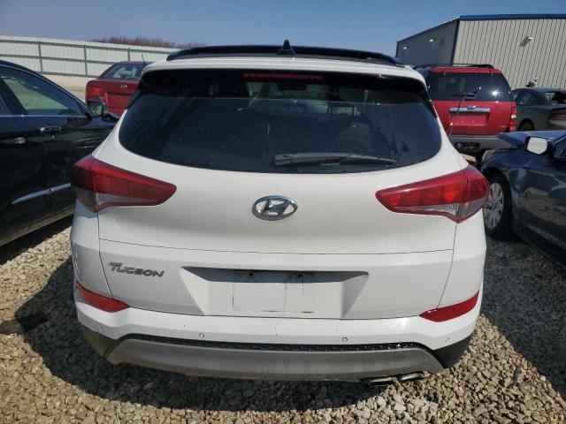 KM8J33A22JU806294 - 2018 HYUNDAI TUCSON VALUE WHITE photo 6