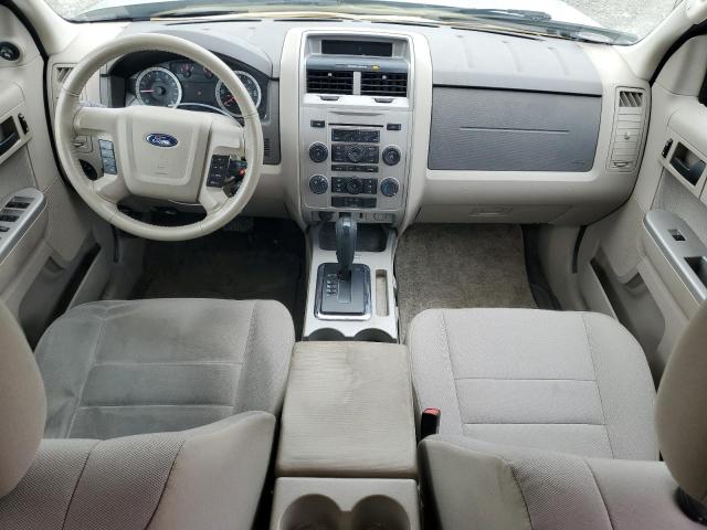 1FMCU9D74BKC52415 - 2011 FORD ESCAPE XLT SILVER photo 8