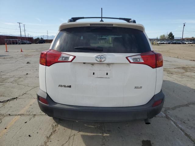 2T3WFREV9EW080516 - 2014 TOYOTA RAV4 XLE WHITE photo 6