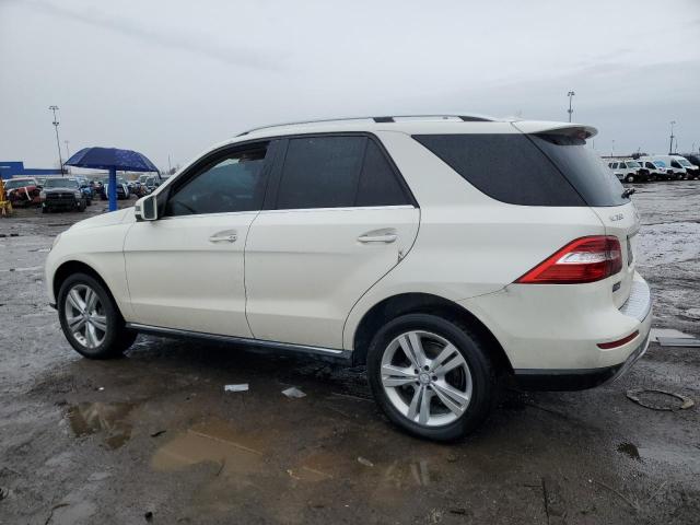 4JGDA5HB8DA222900 - 2013 MERCEDES-BENZ ML 350 4MATIC WHITE photo 2