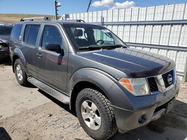 5N1AR18W55C705404 - 2005 NISSAN PATHFINDER LE 灰色 照片 4