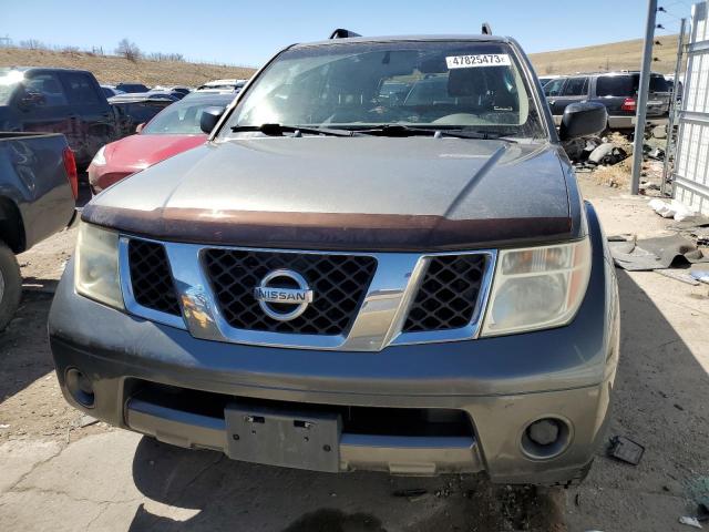 5N1AR18W55C705404 - 2005 NISSAN PATHFINDER LE 灰色 照片 5