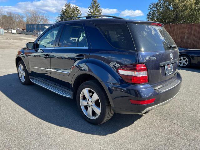 4JGBB8GB8AA584860 - 2010 MERCEDES-BENZ ML 350 4MATIC BLUE photo 3