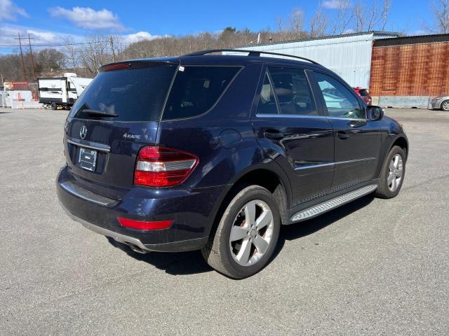 4JGBB8GB8AA584860 - 2010 MERCEDES-BENZ ML 350 4MATIC BLUE photo 4