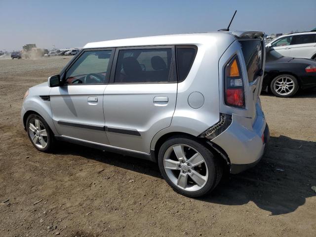 KNDJT2A29A7039721 - 2010 KIA SOUL + SILVER photo 2