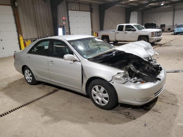 4T1BE32K22U086932 - 2002 TOYOTA CAMRY LE SILVER photo 4