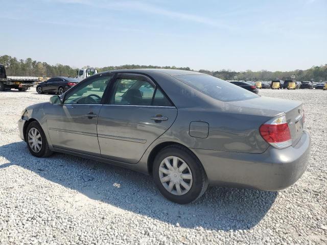 4T1BE30K35U555971 - 2005 TOYOTA CAMRY LE GRAY photo 2