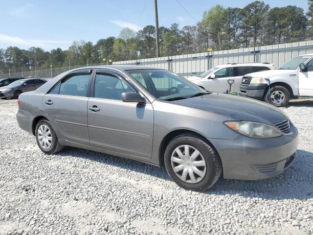 4T1BE30K35U555971 - 2005 TOYOTA CAMRY LE GRAY photo 4