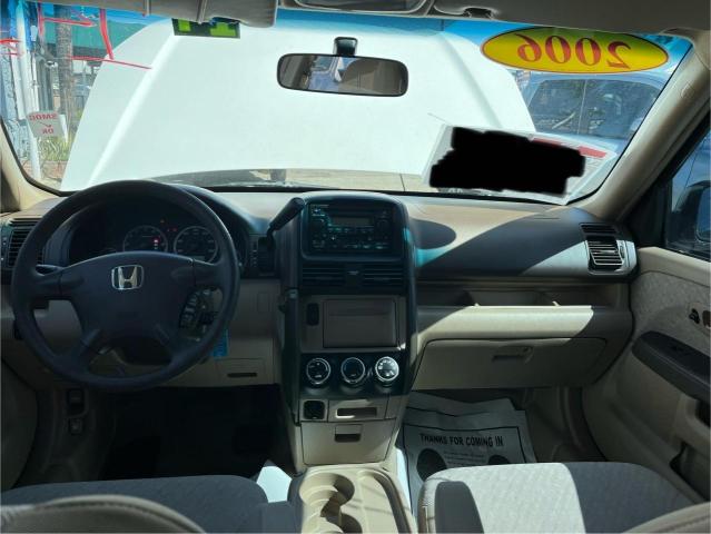 JHLRD78556C062993 - 2006 HONDA CR-V LX WHITE photo 9