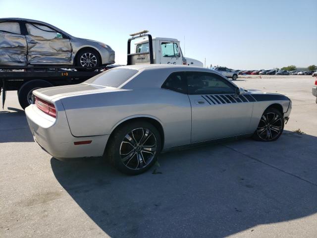 2B3CJ4DV5AH166701 - 2010 DODGE CHALLENGER SE SILVER photo 3