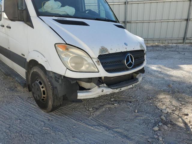 WD3PF4CC5B5545511 - 2011 MERCEDES-BENZ SPRINTER 3500 WHITE photo 10