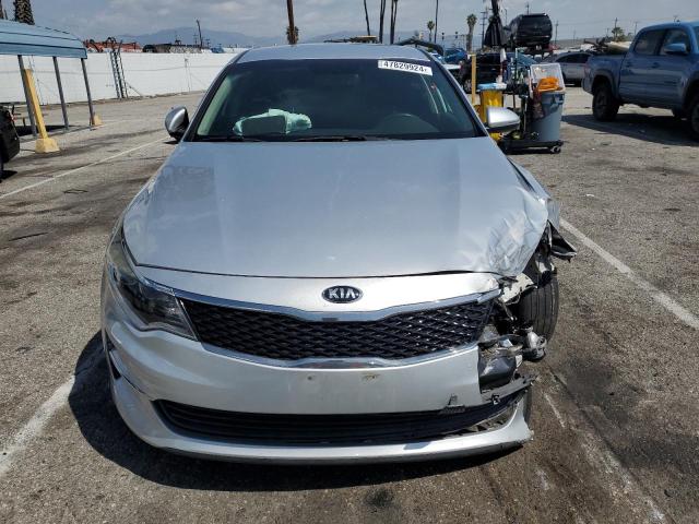 5XXGT4L36GG118064 - 2016 KIA OPTIMA LX SILVER photo 5