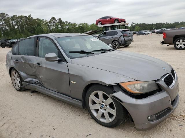 WBAPH7G51BNN04187 - 2011 BMW 328 I GRAY photo 4