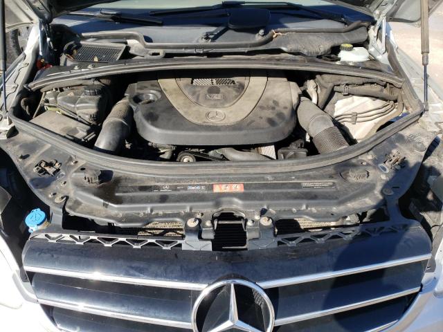 4JGCB6FE5AA111356 - 2010 MERCEDES-BENZ R 350 4MATIC SILVER photo 12