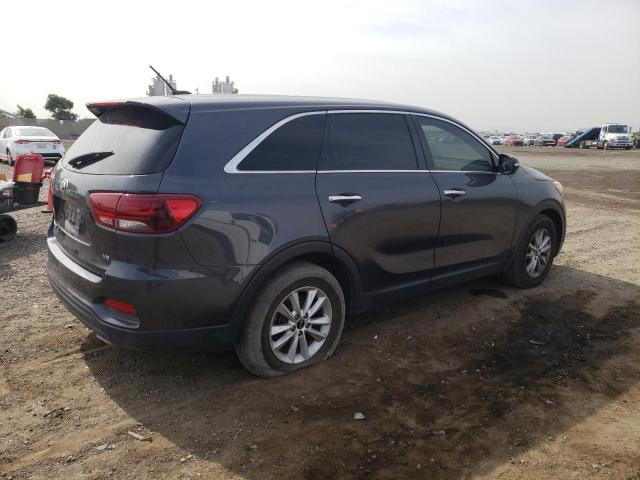 5XYPGDA58KG472925 - 2019 KIA SORENTO LX GRAY photo 3