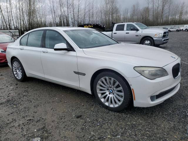 WBAKA83579CY34559 - 2009 BMW 750 I WHITE photo 4