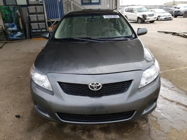 1NXBU4EE9AZ315975 - 2010 TOYOTA COROLLA BASE GRAY photo 5