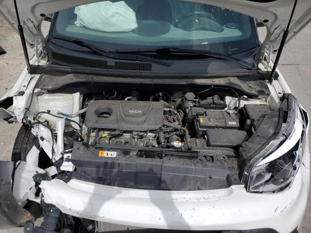 KNDJN2A27K7912880 - 2019 KIA SOUL WHITE photo 12