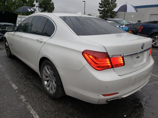 WBAKA8C51ACY36036 - 2010 BMW 750 I WHITE photo 2