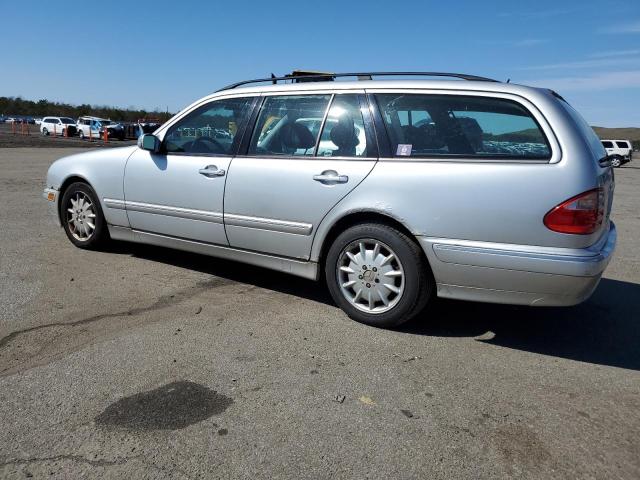 WDBJH65J21B227440 - 2001 MERCEDES-BENZ E 320 SILVER photo 2