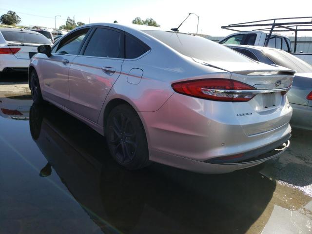 3FA6P0LU5JR111042 - 2018 FORD FUSION SE HYBRID SILVER photo 2