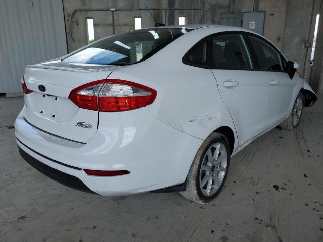 3FADP4BJ3KM123727 - 2019 FORD FIESTA SE WHITE photo 3