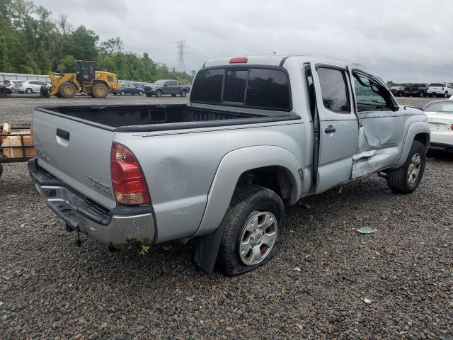 3TMJU62N88M054613 - 2008 TOYOTA TACOMA DOUBLE CAB PRERUNNER SILVER photo 3