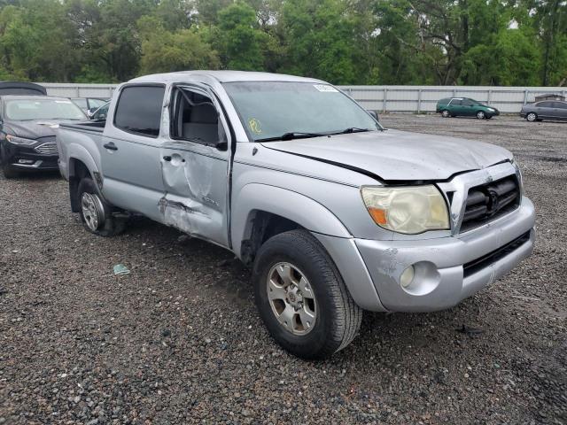 3TMJU62N88M054613 - 2008 TOYOTA TACOMA DOUBLE CAB PRERUNNER SILVER photo 4