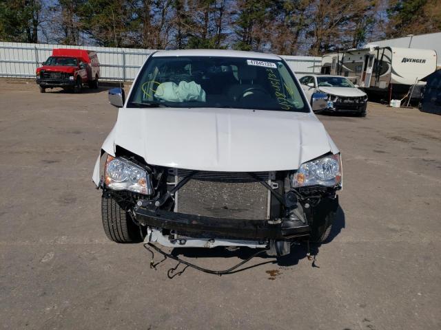 2C4RC1CG8ER307586 - 2014 CHRYSLER TOWN & COU TOURING L WHITE photo 5